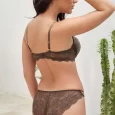 Lingerie-set Anil lederlook beugel ondersteunende gewatteerde kraag gedetailleerde kanten Bh en slip set 4813